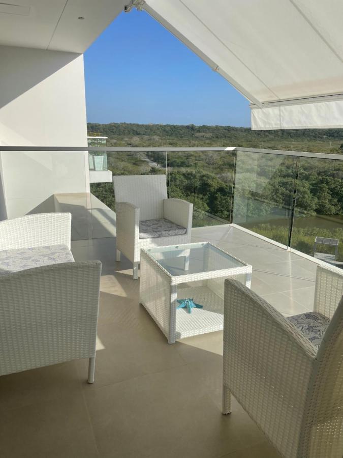 Cartagena Seaside Retreat: Beachfront Comfort Near Historic Center Exterior photo
